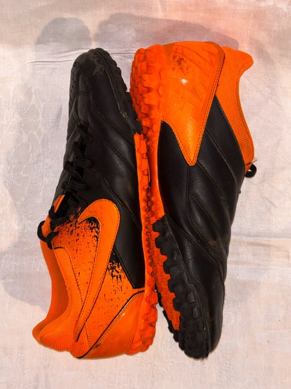 Nike 5 Bomba Turf Soccer Shoes Black Orange 415130-080 Men’s 8.5 2011
